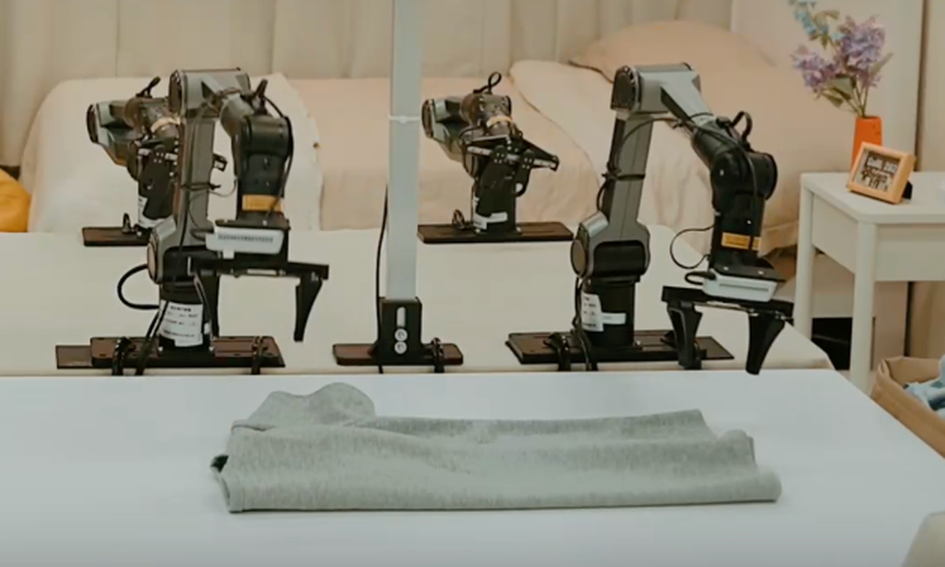 First folding stage